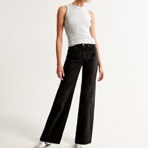 High Rise Loose Jean in black wash